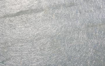 Slockavullin laminate fibreglass or shingles?